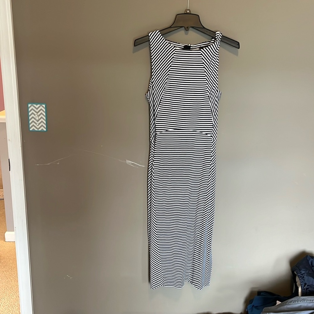 Banana republic black and white stripe dress size 12